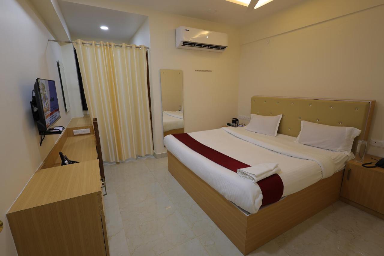 Hotel Rajam Selva Sirkazhi Luaran gambar
