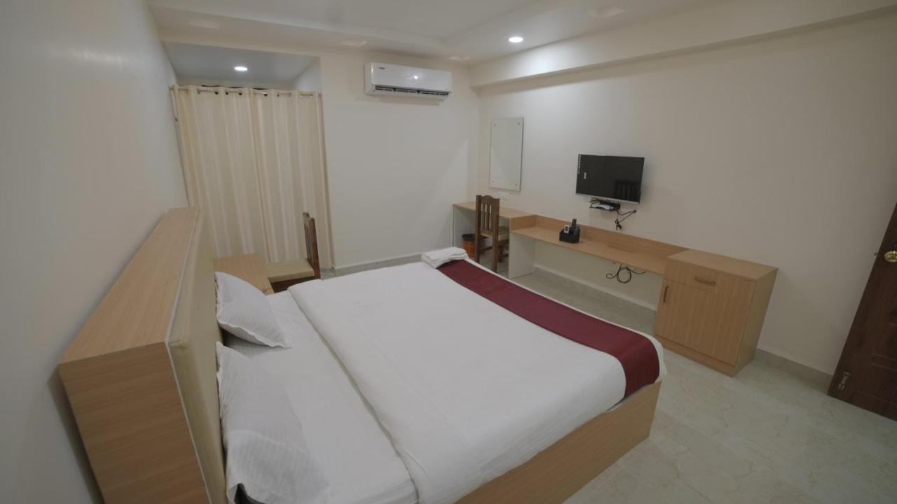 Hotel Rajam Selva Sirkazhi Luaran gambar