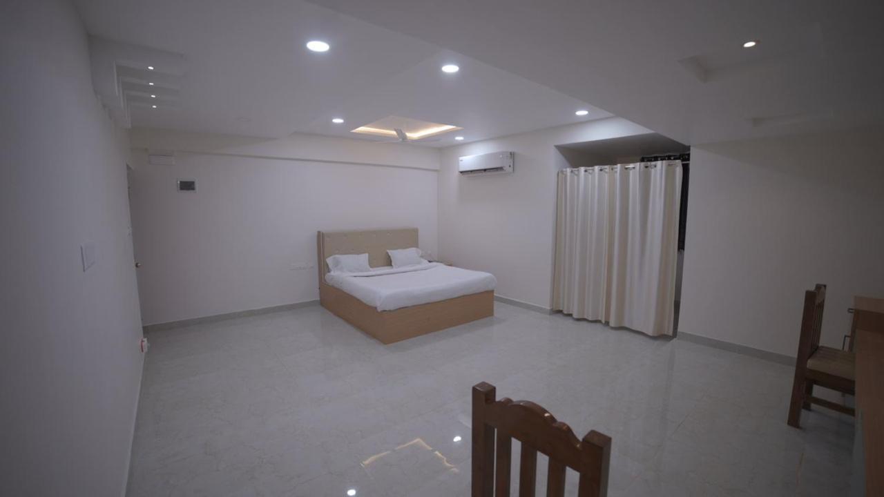 Hotel Rajam Selva Sirkazhi Luaran gambar